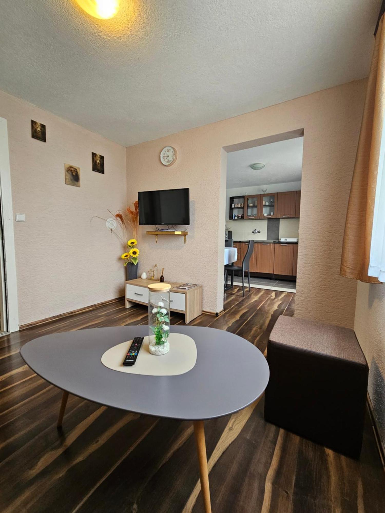 Apartments Luka Rakovica Exterior foto